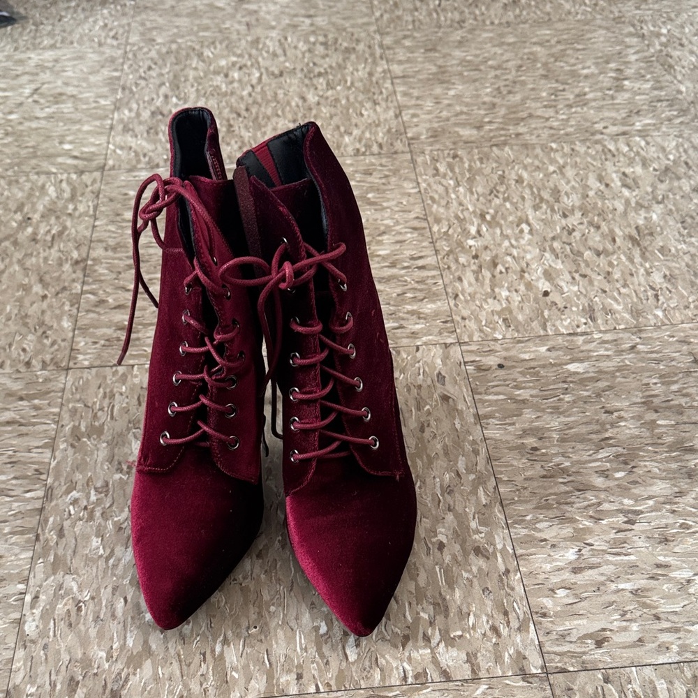 Elegant Burgundy Lace-Up Ankle Boots